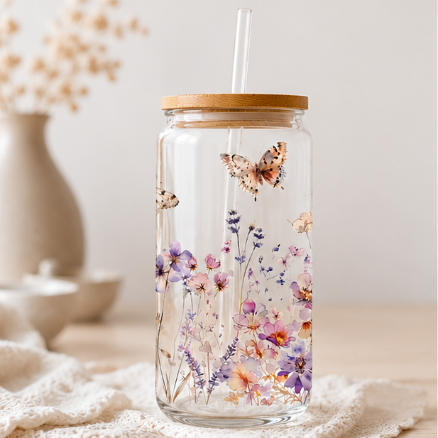 Trinkglas mit Deckel & Glashalm – 4 Motive
