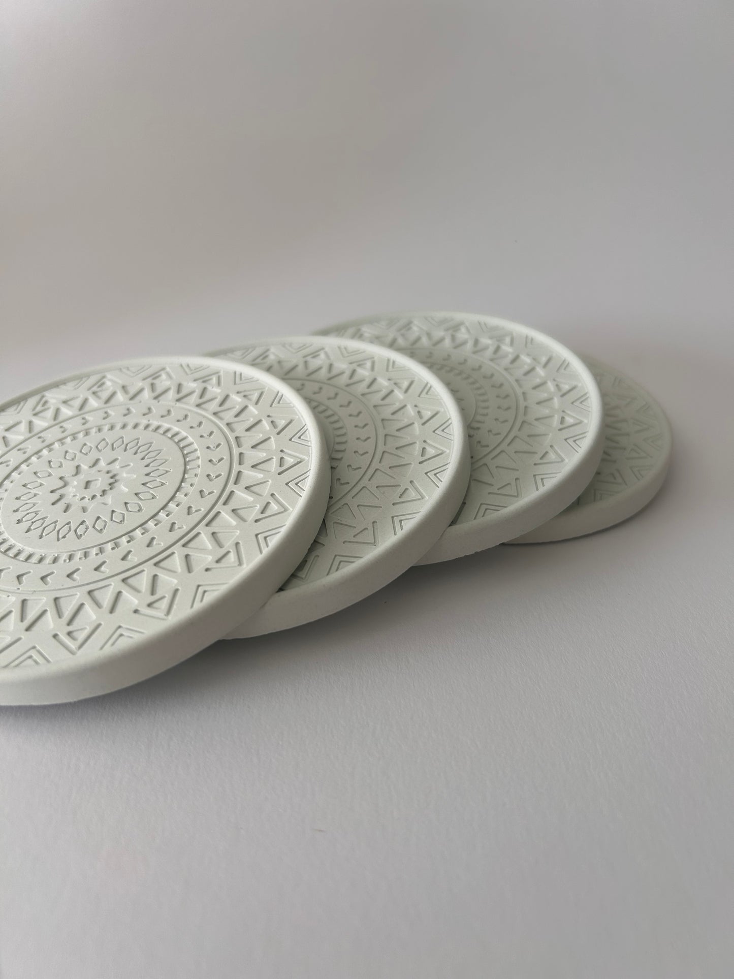 Mandala Untersetzer 4er Set aus Gießkeramik