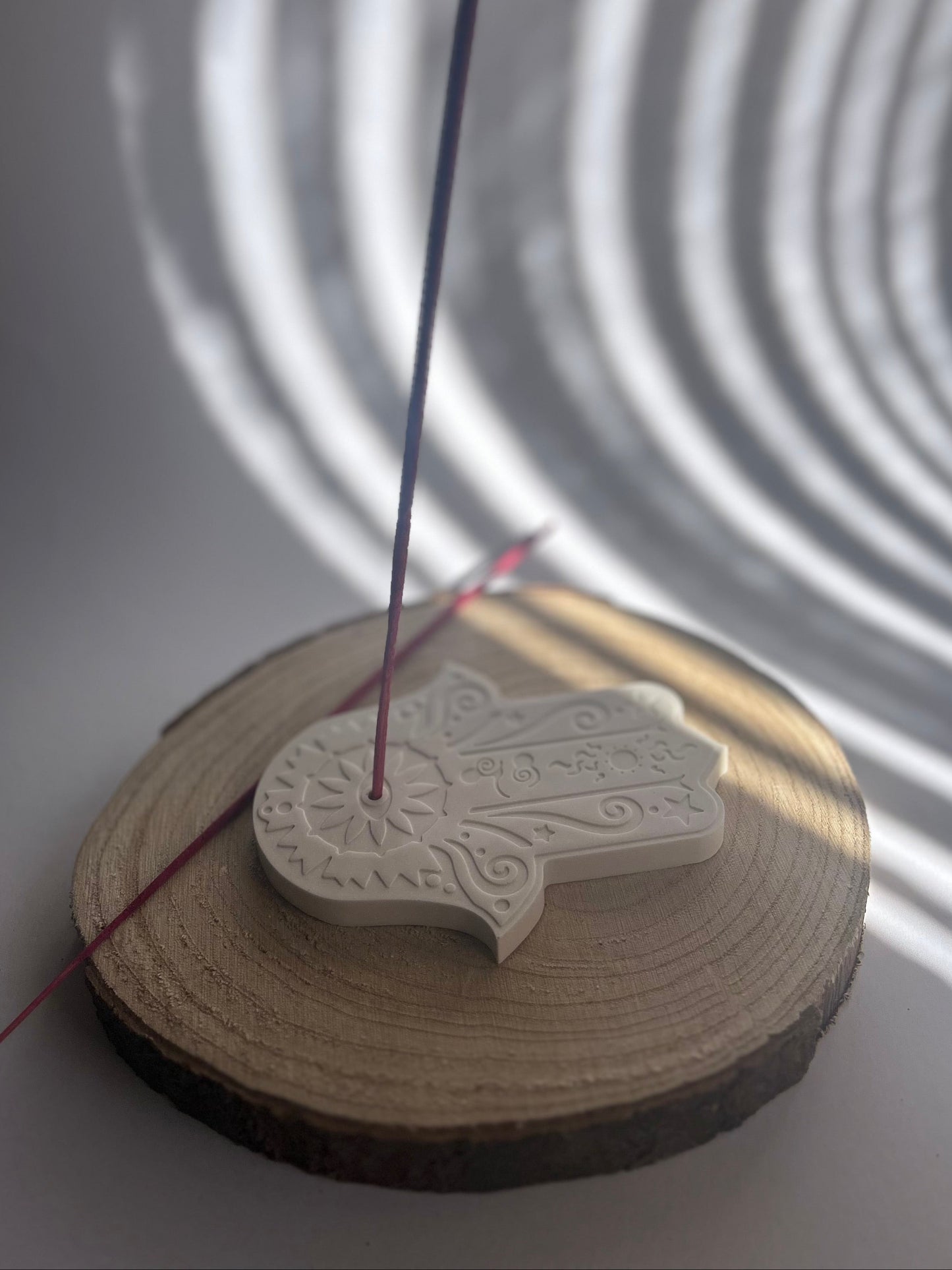 Hamsa Hand Räucherstäbchenhalter – Sonne